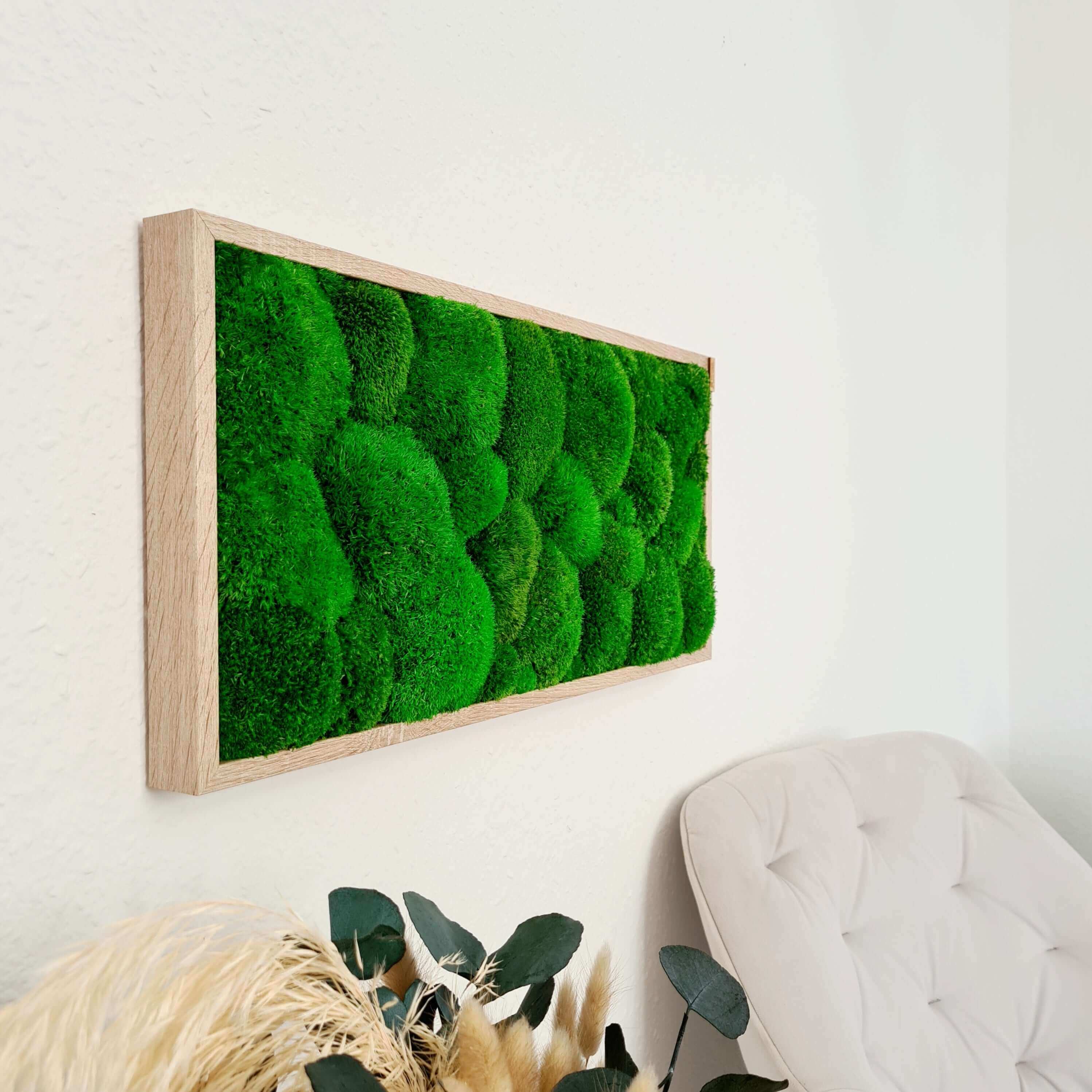 Moss picture with pole moss in a solid wood frame