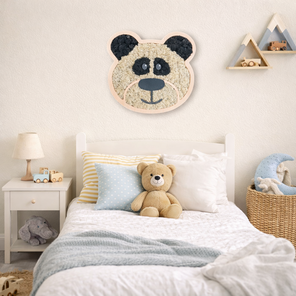 Moosbild Tiergesicht Panda mit Islandmoos